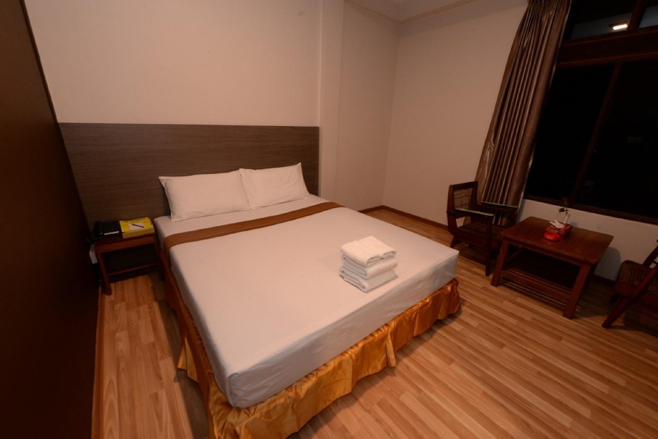 Min Nandar Garden Hotel Thanlyin Dış mekan fotoğraf
