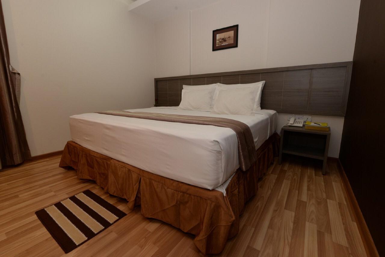 Min Nandar Garden Hotel Thanlyin Dış mekan fotoğraf